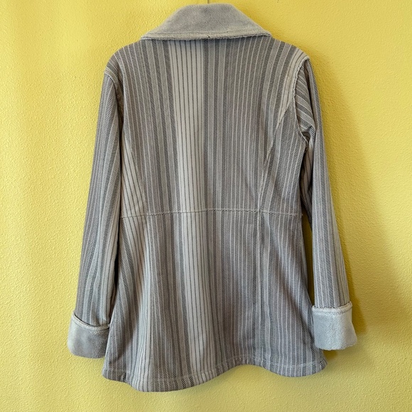 ExOfficio Jacket Women's Gray Snap Up Faux Fur Lined Fleece Lined Size Small - Picture 4 of 9
